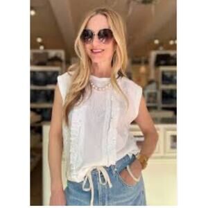 Nude Crinkle Sleeveless Top in White 0 36